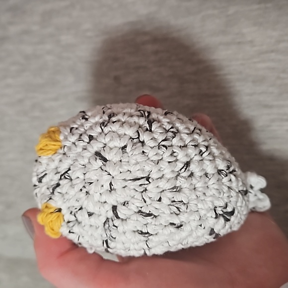 Little Crochet Chicken - Picture 6 of 6